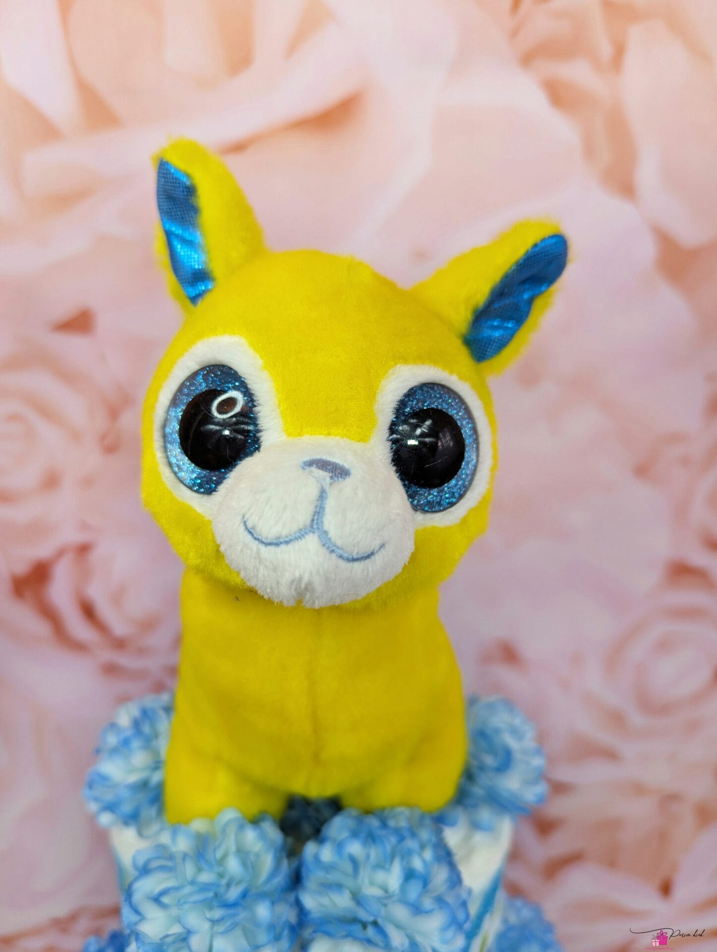 sinine mähkmetort laamaga 2