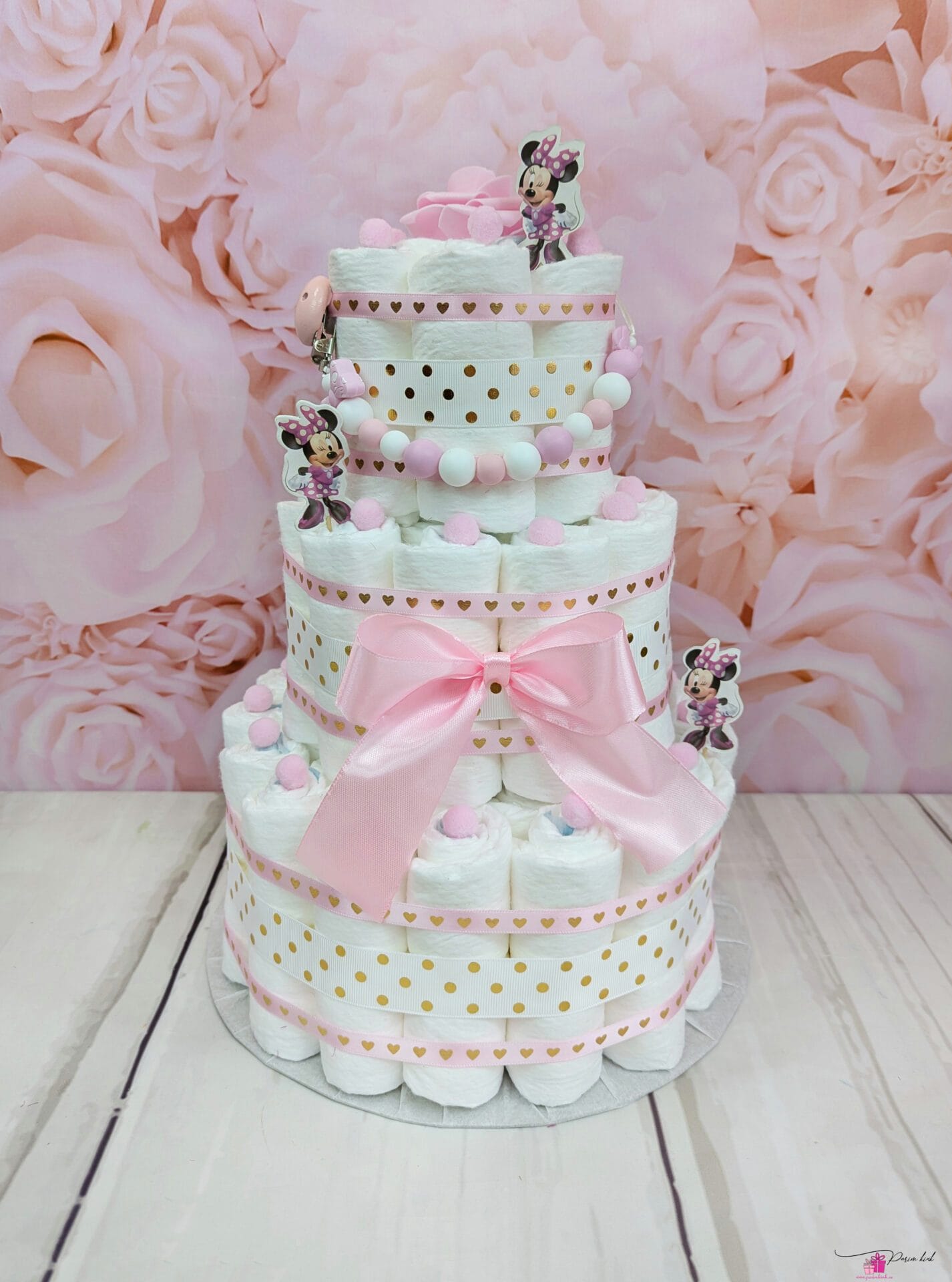 Heleroosa täpiline mähkmetort lutiketiga 2