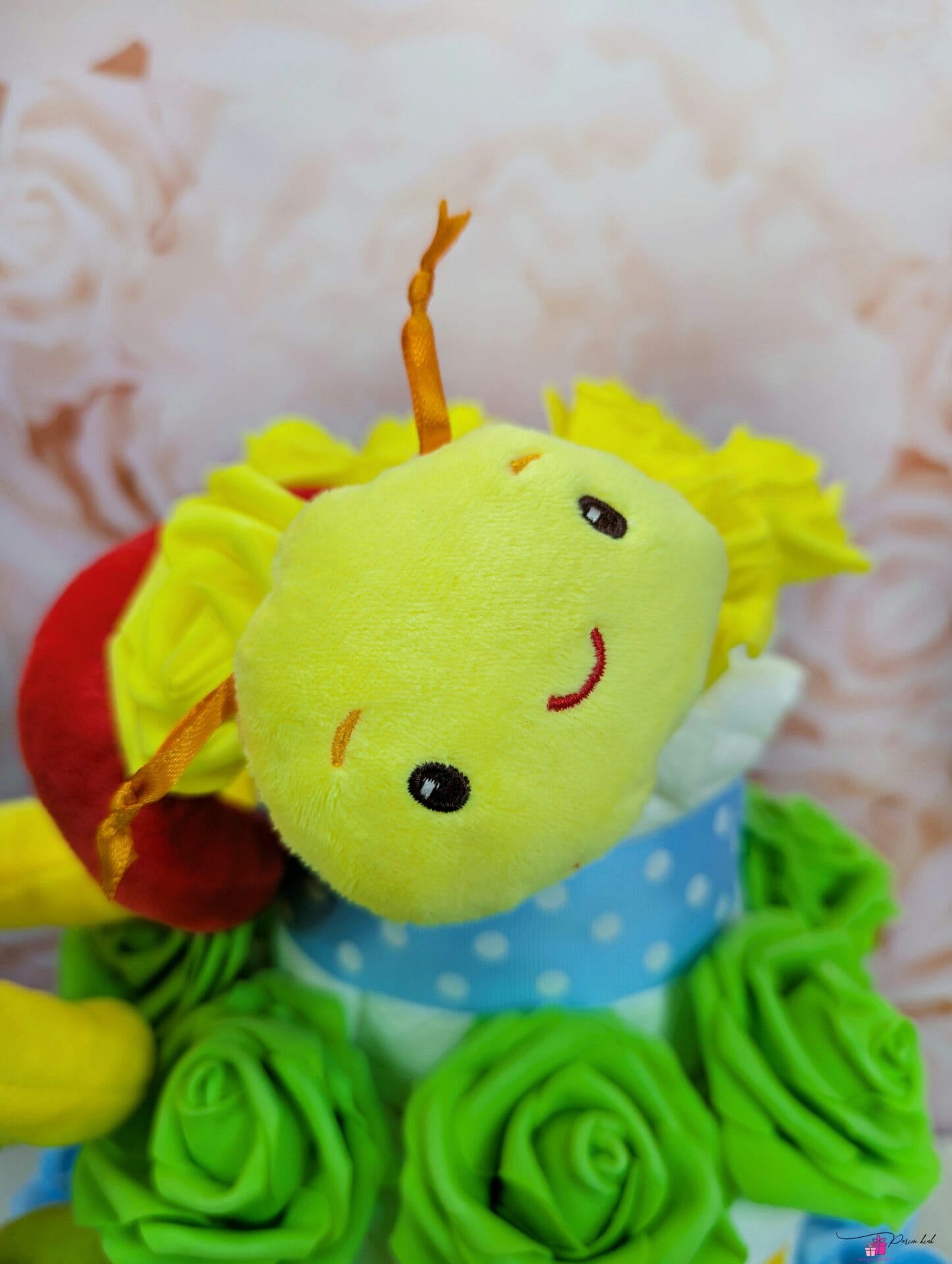 Värviline mähkmetort ussikesega 1