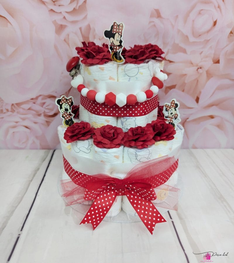 punane mähkmetort lutiketiga