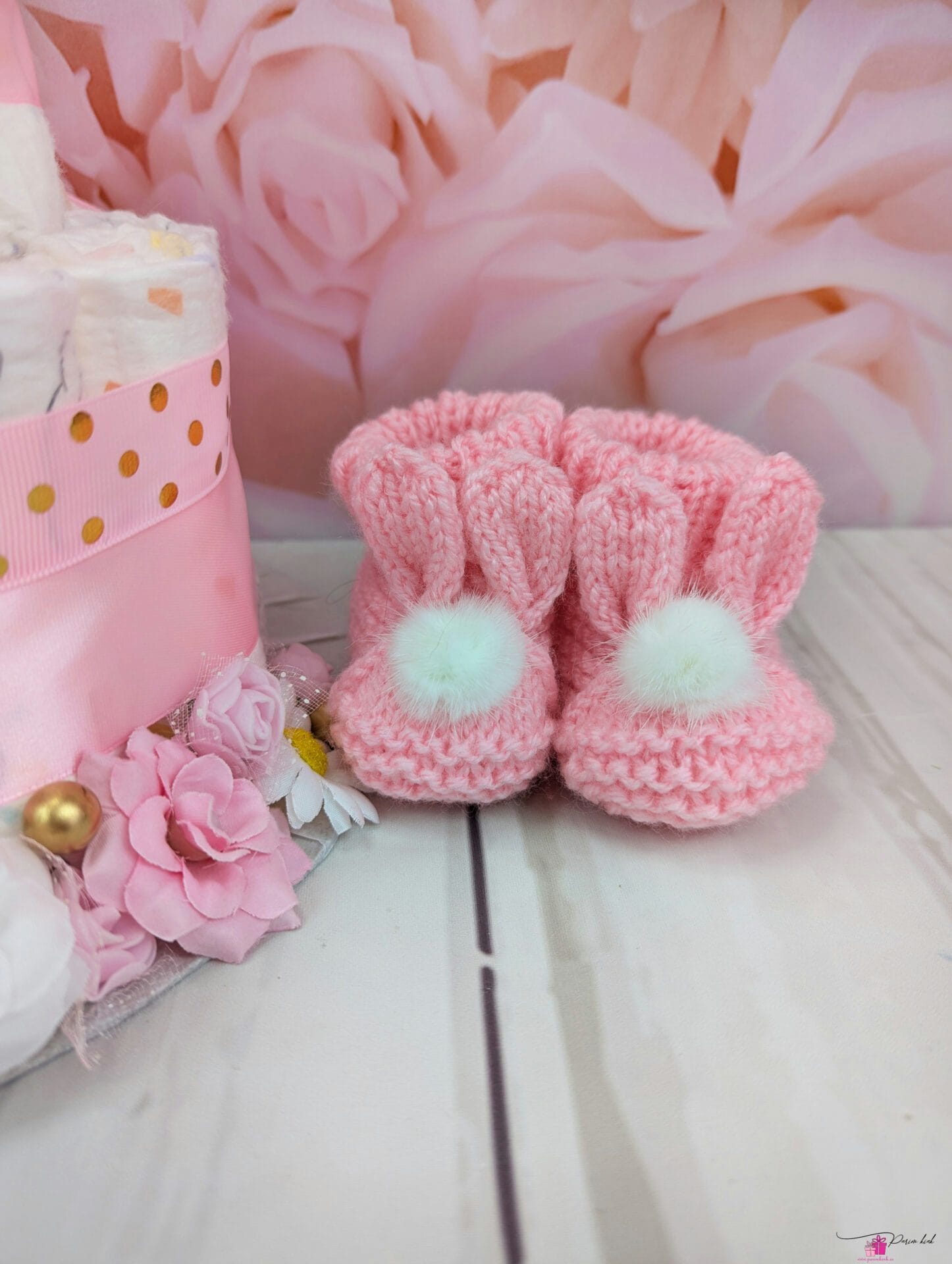 Heleroosa mähkmetort jänkupapudega 2