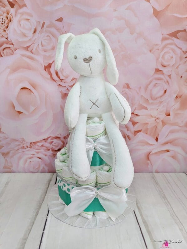 roheline mähkmetort jänkuga