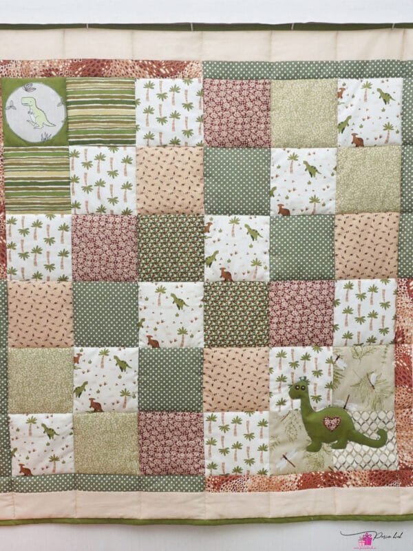 Dinosaurusetekk copy