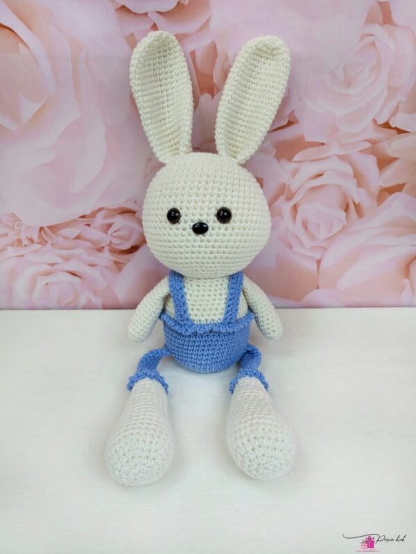 Amigurumi jänkupoiss ja jänkupapud 1