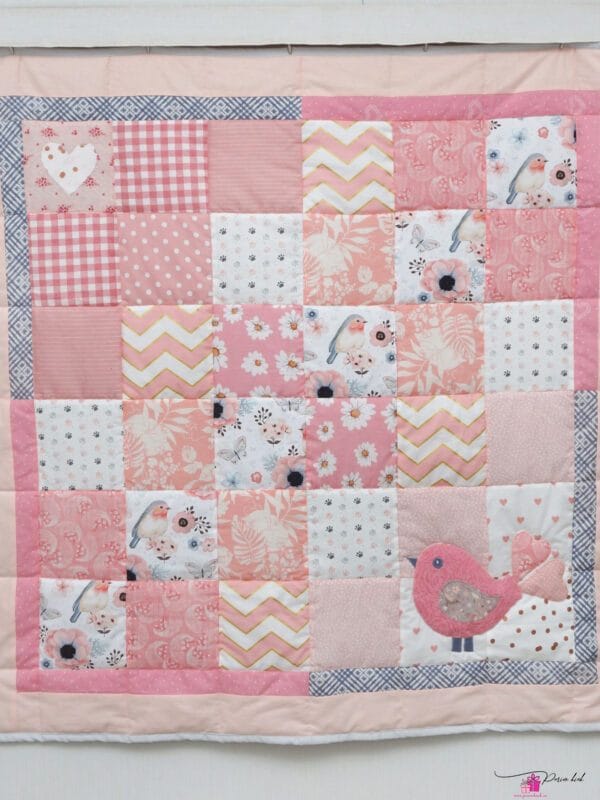 Roosa-linnuga-lapitekk copy