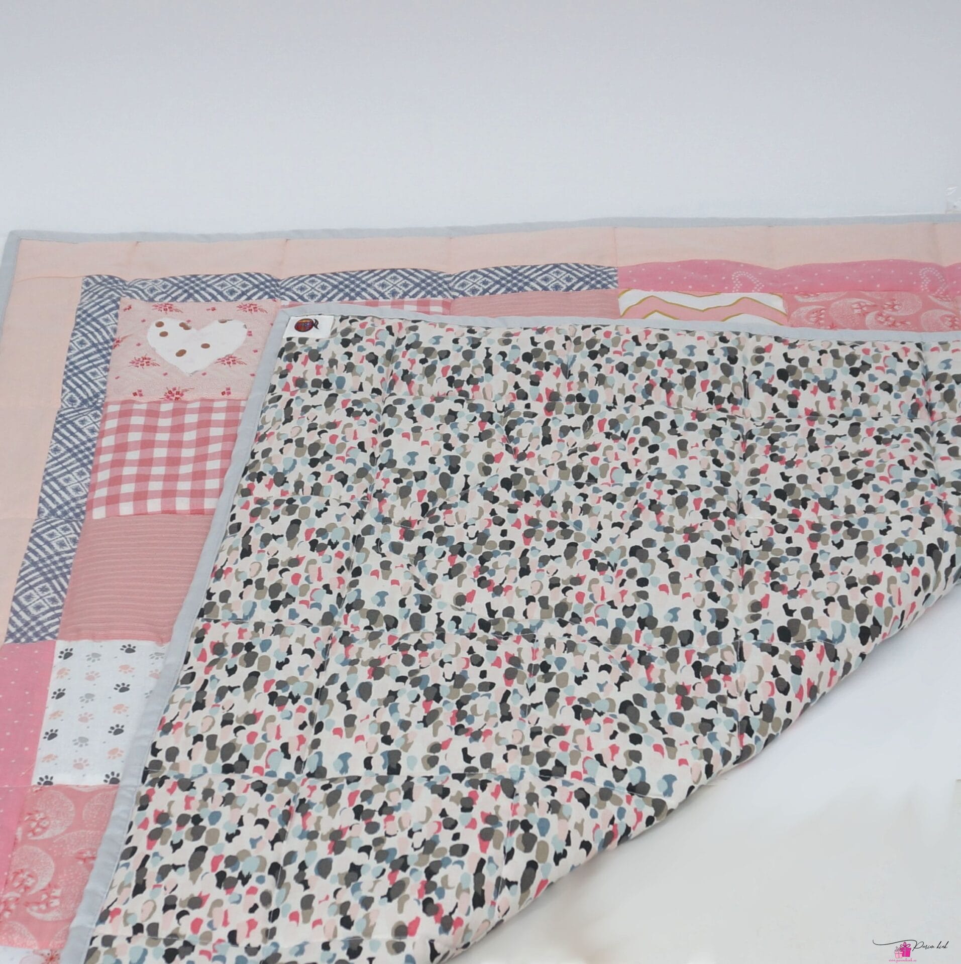 Roosa-linnuga-lapitekk.3