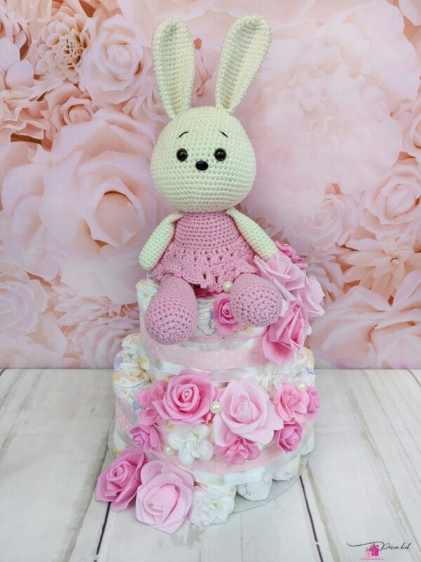 lilleline mähkmetort amigurumi jänesega