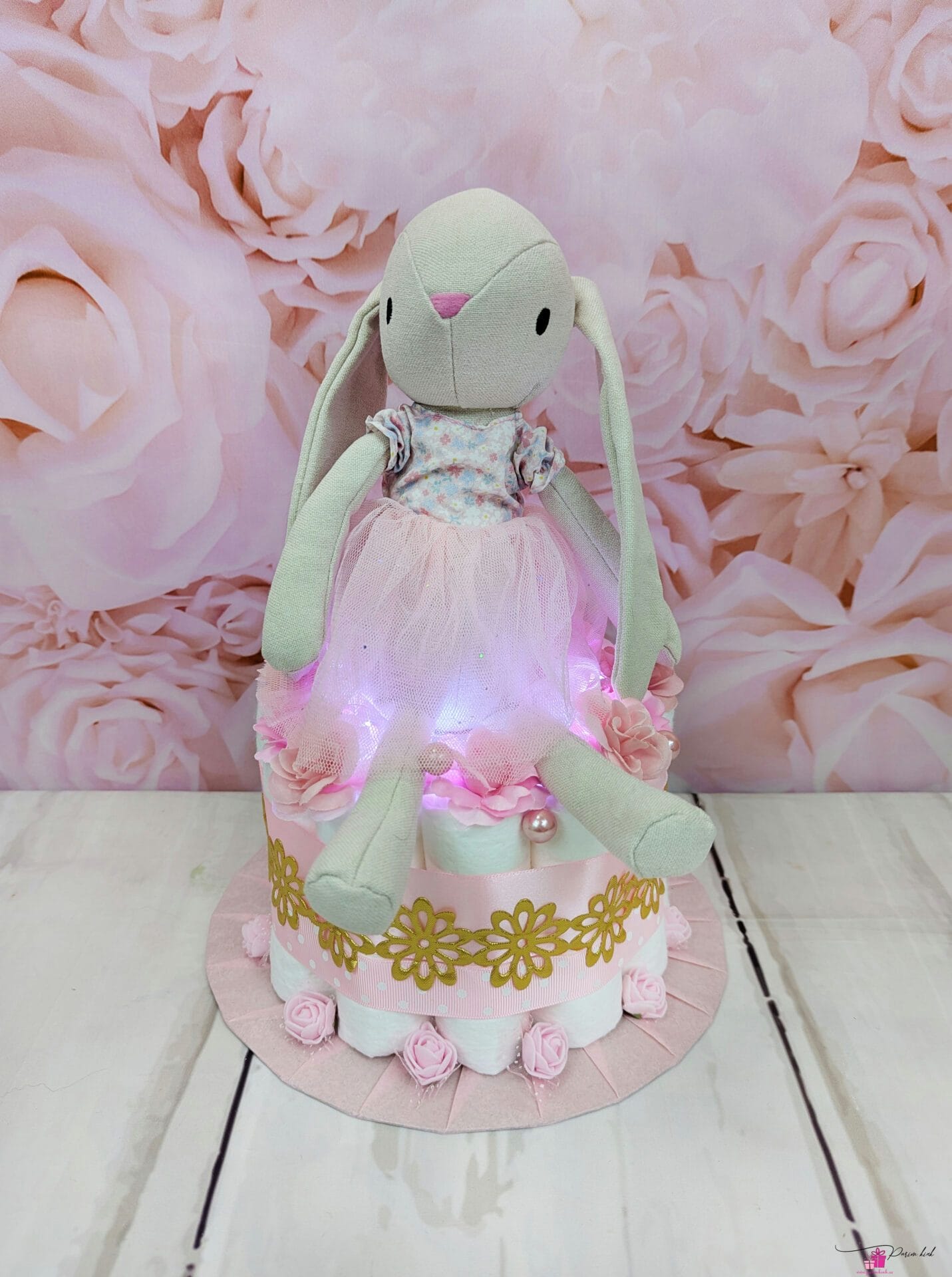 roosa mähkmetort jänku ja tuledega 2