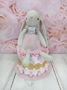 roosa mähkmetort jänku ja tuledega