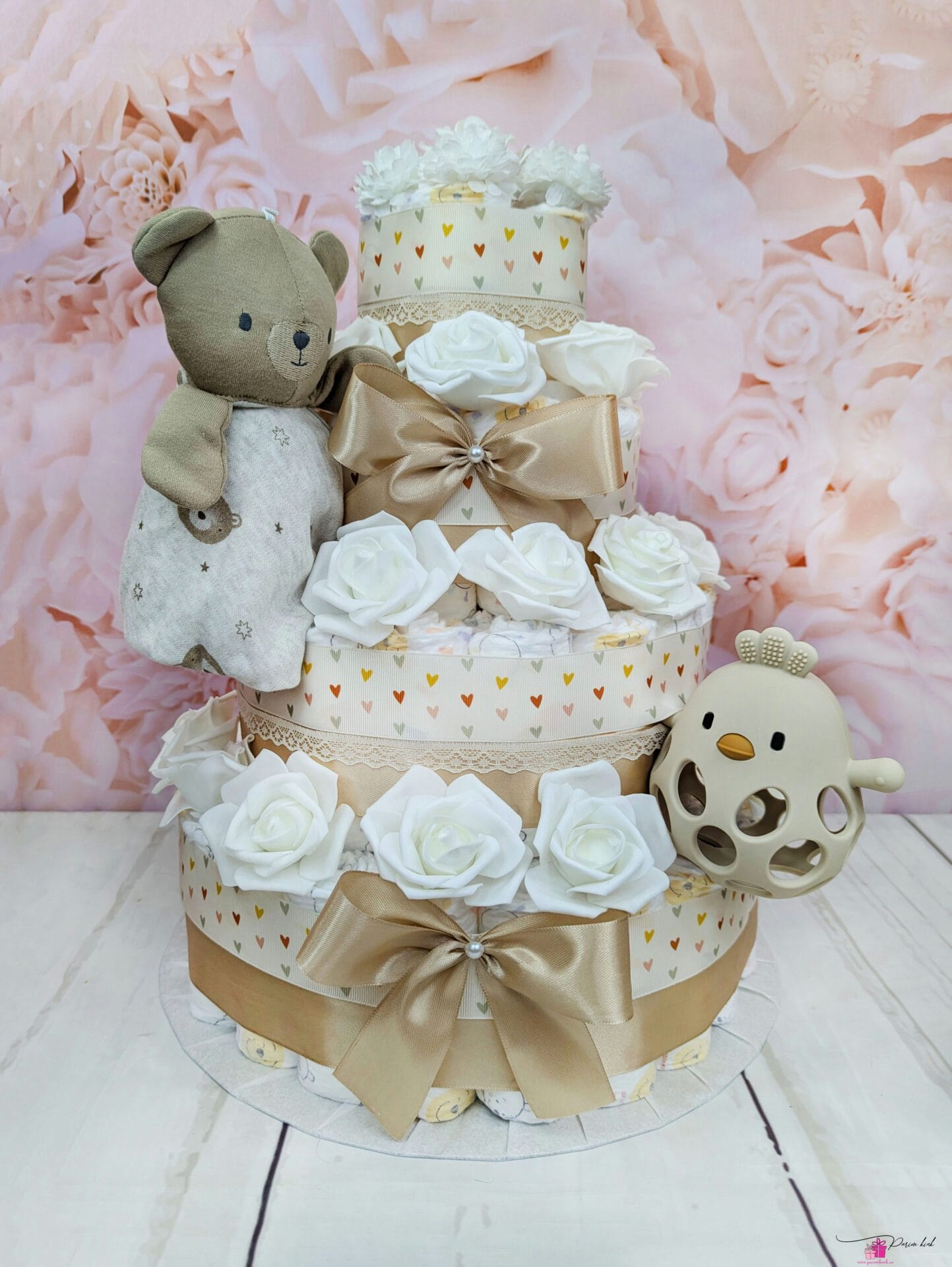 suur neljakordne neutraalne mähkmetort 5