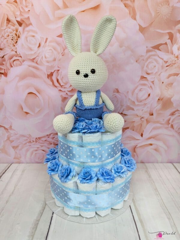 täpiline mähkmetort amigurumi jänkuga 1