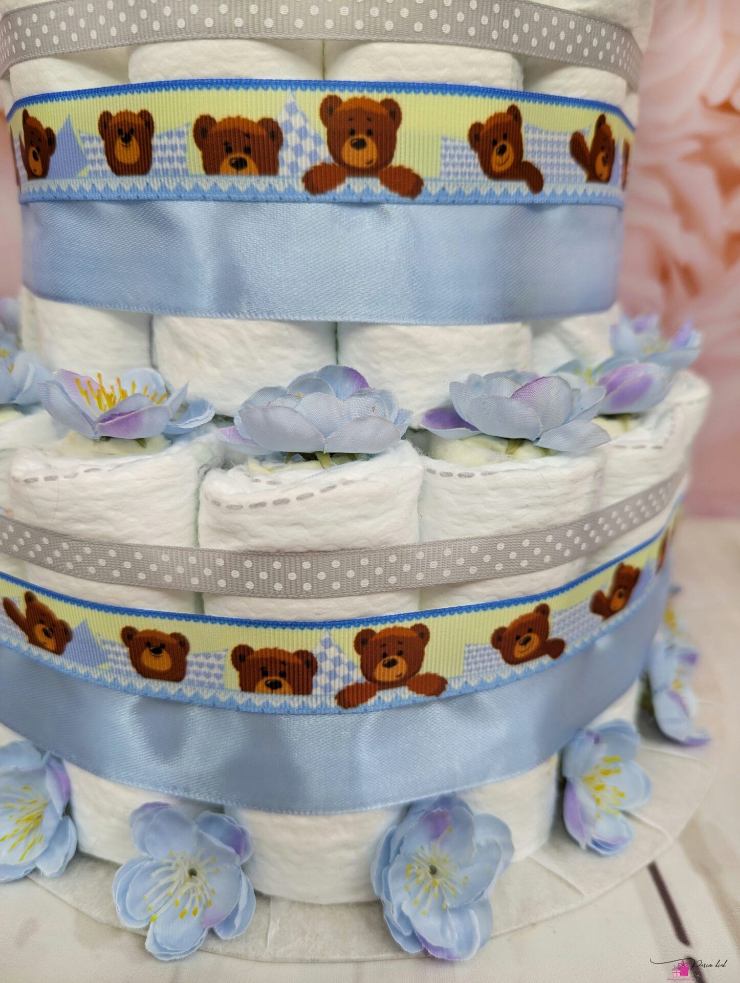 Sinine-kollane mähkmetort amigurumi karuga 2