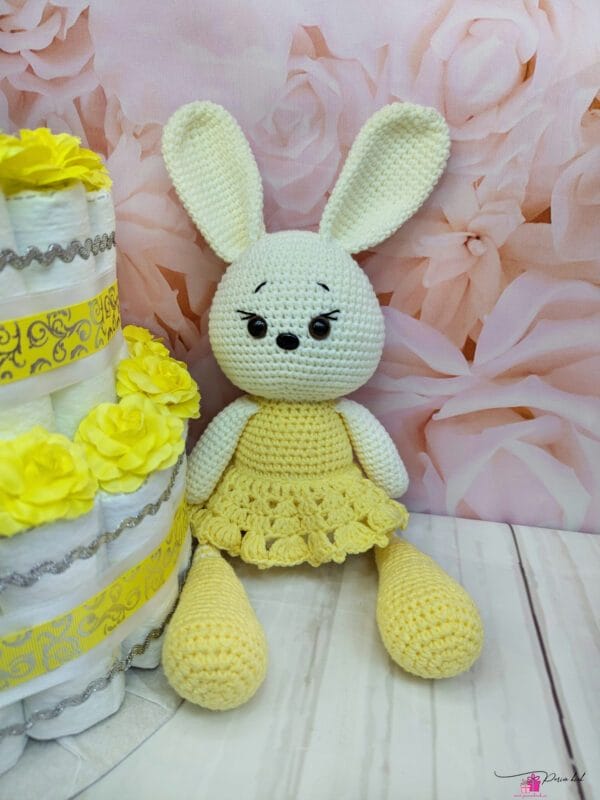 kollane mähkmetort amigurumi jänkuga 1