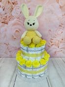 kollane mähkmetort amigurumi jänkuga