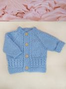 sinine kootud kampsun