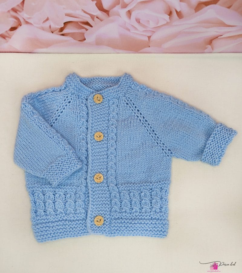 sinine kootud kampsun