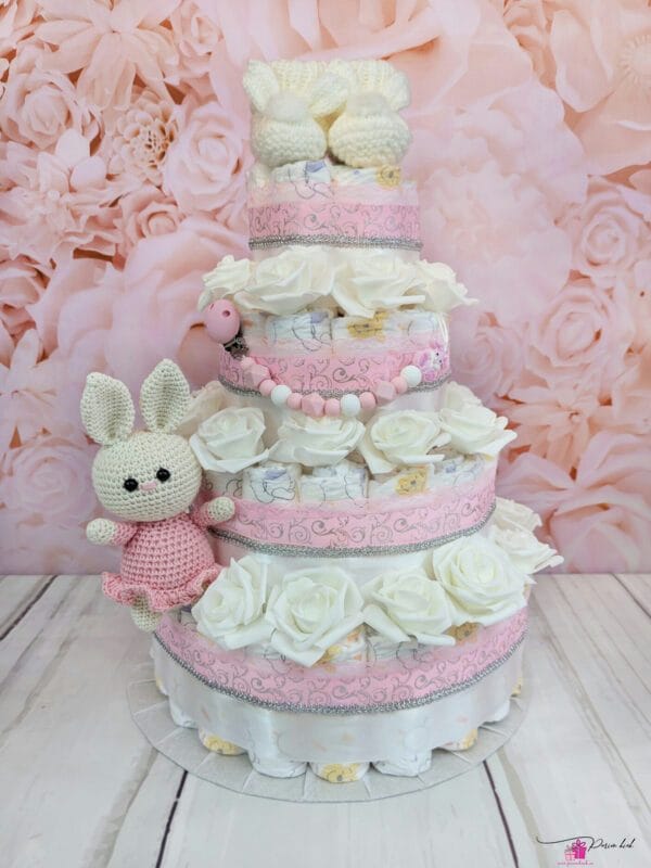 neljakordne mähkmetort käsitöö jänku, papudega ja lutiketiga