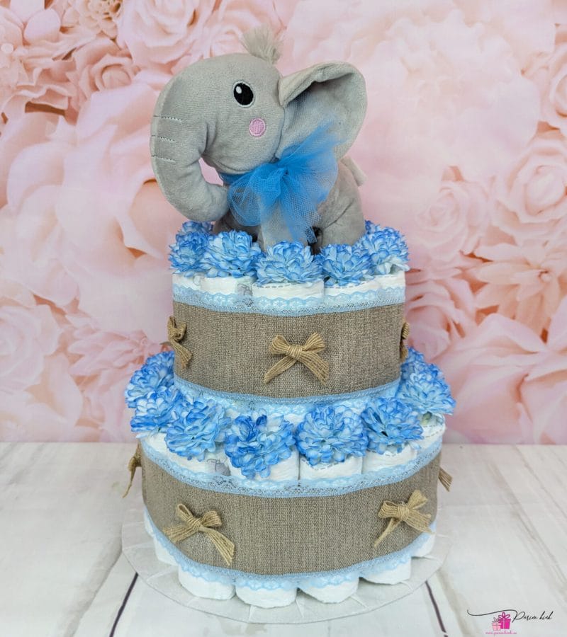 neutraalne-sinine mähkmetort elevandiga 1